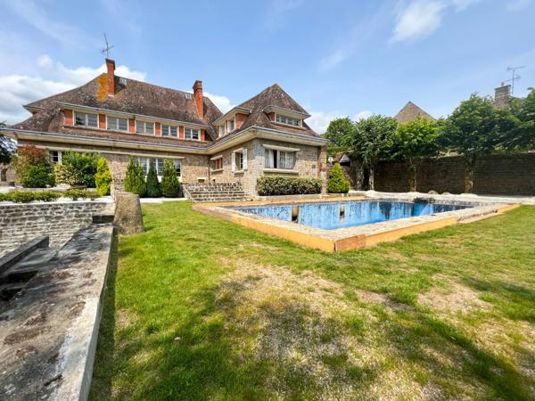 Dpt Orne (61), à vendre LONLAY L'ABBAYE propriete P13 de 300 m² - Terrain de 11 500 m²