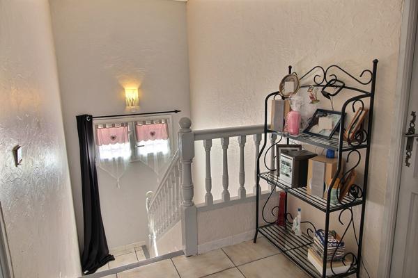 SALEILLES - A VENDRE - VILLA 3 FACES TYPE F4 DE 129 M² ENV EN R+1 AVEC PSICINE ET GARAGE.