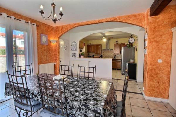 SALEILLES - A VENDRE - VILLA 3 FACES TYPE F4 DE 129 M² ENV EN R+1 AVEC PSICINE ET GARAGE.