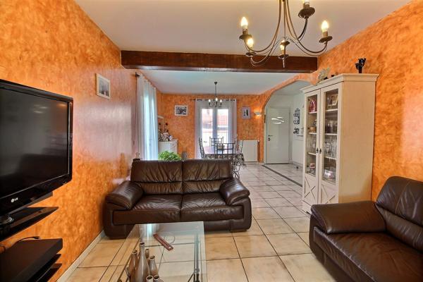 SALEILLES - A VENDRE - VILLA 3 FACES TYPE F4 DE 129 M² ENV EN R+1 AVEC PSICINE ET GARAGE.