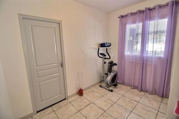 SALEILLES - A VENDRE - VILLA 3 FACES TYPE F4 DE 129 M² ENV EN R+1 AVEC PSICINE ET GARAGE.