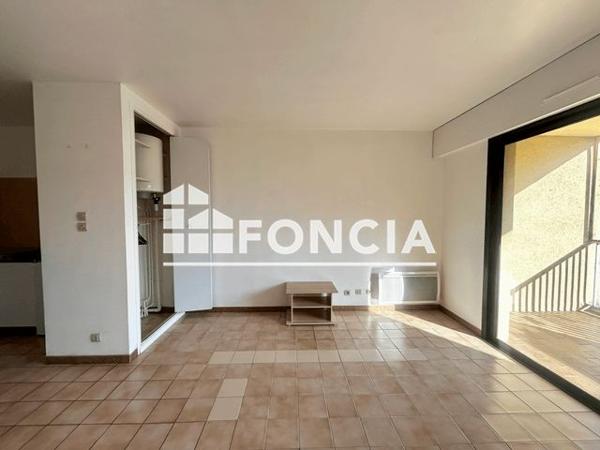 Location Studio 30.42 m² - Carcassonne 11000