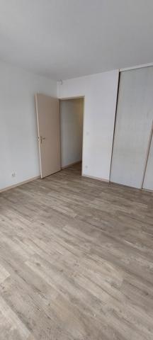Parking + appartement