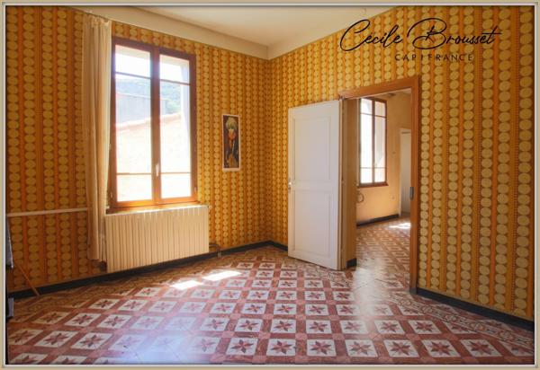 Appartement à rénover, 3 pièces, Céret ( 66400)