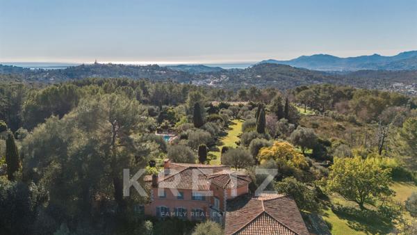 Propriété 12 pièces MOUANS SARTOUX