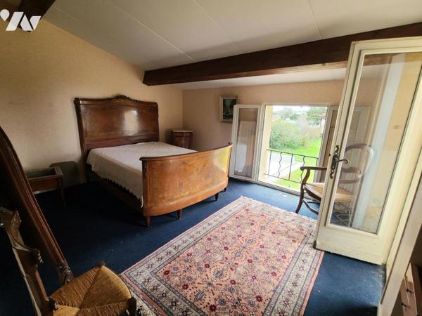 PIERRELATTE, Maison + Dépendance.