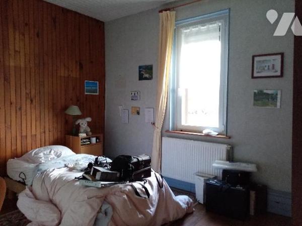 Maison mitoyenne un côté , 75 m² avec jardin (418 m²) et dépendance