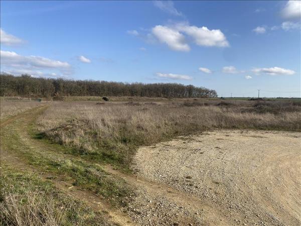 Terrain à vendre |  Saint-Florent-sur-Cher |  744 m²