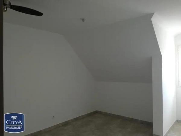 Appartement à louer 4 pièces 87.37m²