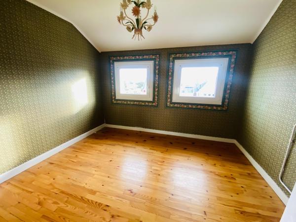 Maison familiale en plein centre de Louannec