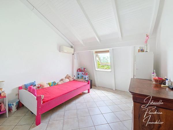 Appartement à vendre 4 pièces Moudong Sud, BAIE MAHAULT (971)