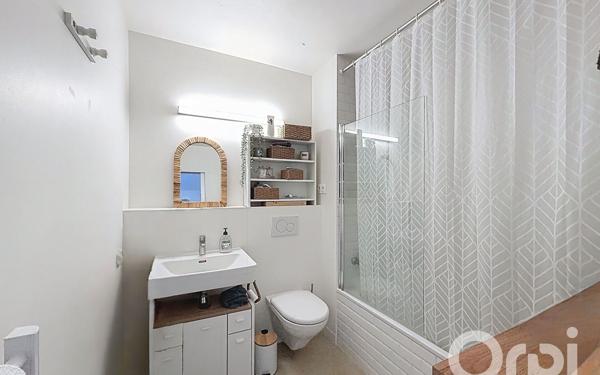 Appartement à vendre    3 pièces • 67 m2 Annemasse