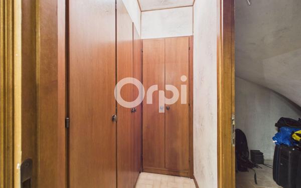 Maison à vendre    5 pièces • 175,98 m2 Mandelieu-la-Napoule