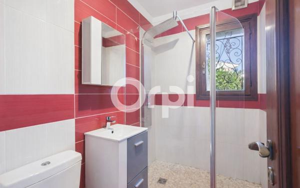 Maison à vendre    5 pièces • 175,98 m2 Mandelieu-la-Napoule