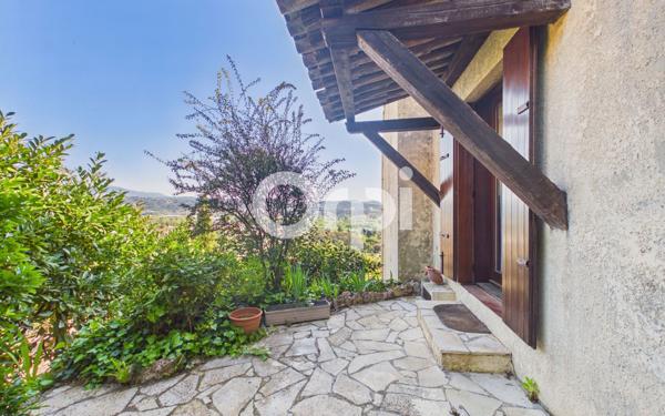 Maison à vendre    5 pièces • 175,98 m2 Mandelieu-la-Napoule