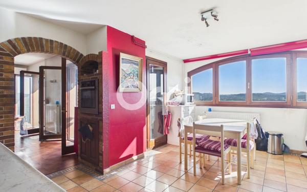 Maison à vendre    5 pièces • 175,98 m2 Mandelieu-la-Napoule