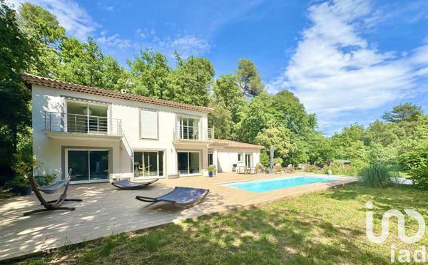 Maison à vendre 6 pièces 240 m² Nans-les-Pins