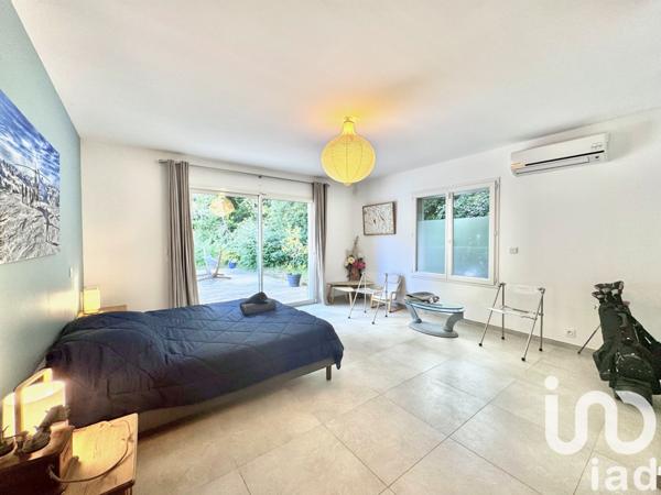 Maison à vendre 6 pièces 240 m² Nans-les-Pins