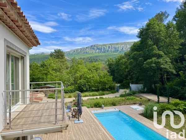 Maison à vendre 6 pièces 240 m² Nans-les-Pins