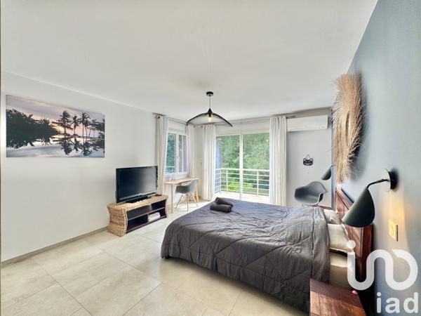 Maison à vendre 6 pièces 240 m² Nans-les-Pins