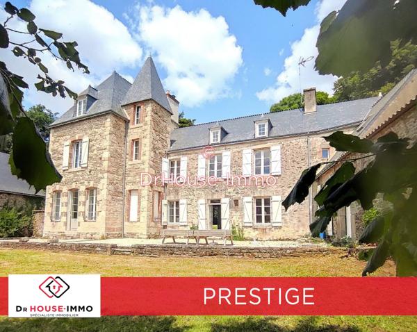 Château à vendre 9 pièces de 300 m²