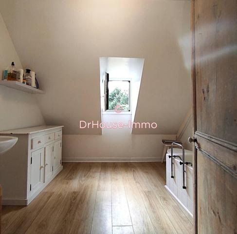 Château à vendre 9 pièces de 300 m²