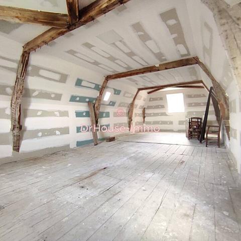 Château à vendre 9 pièces de 300 m²
