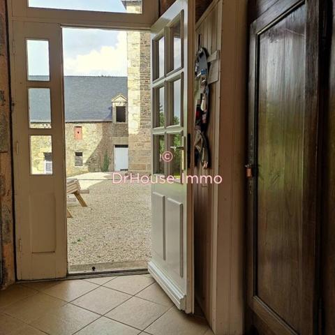 Château à vendre 9 pièces de 300 m²