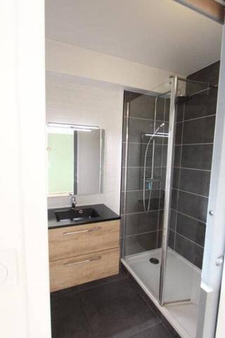 Appartement 2 pièces                                        - 44300 Nantes Réf : 12038