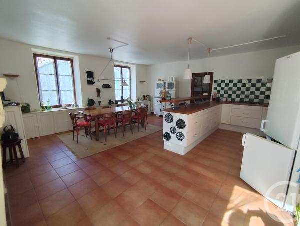 Maison à vendre  10 pièces - 253,25 m2 LA BERTHENOUX - 36