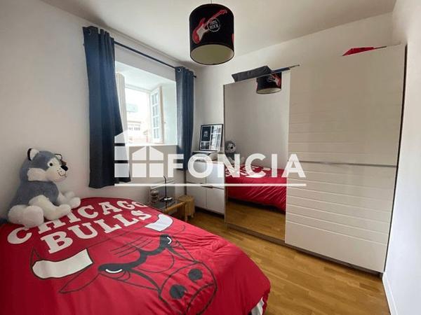 Location Appartement 2 pièces 35.2 m² - 1 RUE J.P. TIMBAUD Limoges 87000