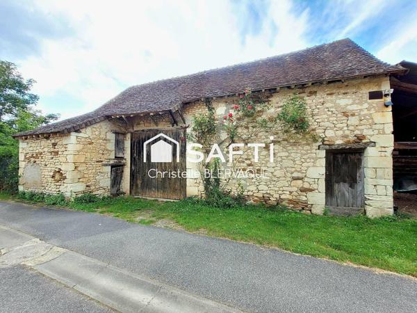 À VENDRE – Grange avec terrain et puits à Mairé (86270)