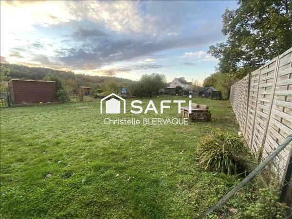 À VENDRE – Grange avec terrain et puits à Mairé (86270)