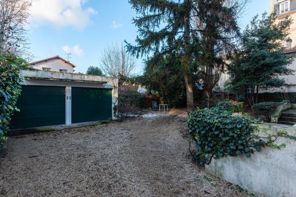 GRANDE DEMEURE BOURGEOISE NON MITOYENNE