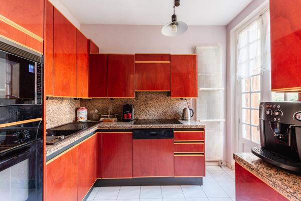 GRANDE DEMEURE BOURGEOISE NON MITOYENNE