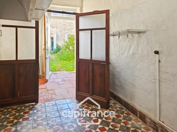 Propriété de caractère au cœur de Layrac 275m² habitable, Garage, jardin et terrain