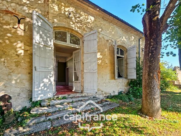 Propriété de caractère au cœur de Layrac 275m² habitable, Garage, jardin et terrain