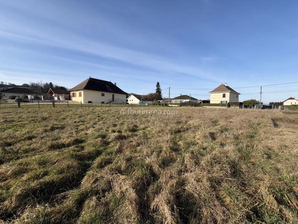 Vente Terrain 449 m2 à Les Avenières Veyrins-Thuellin