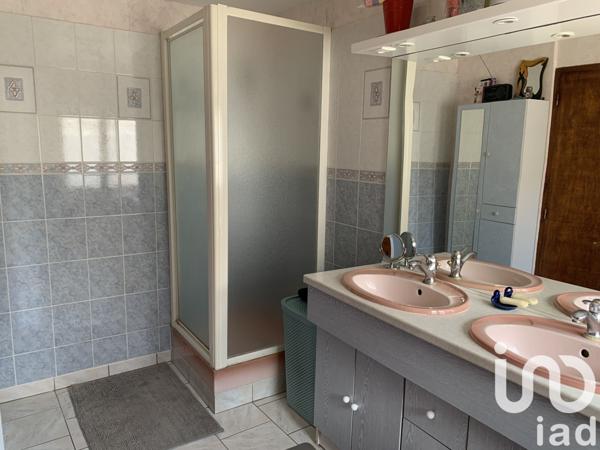 Longère 6 pièces de 160 m² à Chabris (36210)