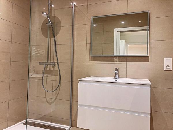 LYON 6 GRAND T2 DE 54 M2