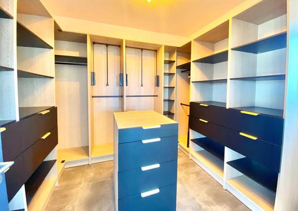 Villa contemporaine 5 pièces 150m²  Piscine chauffée - Garage - Vue panoramique