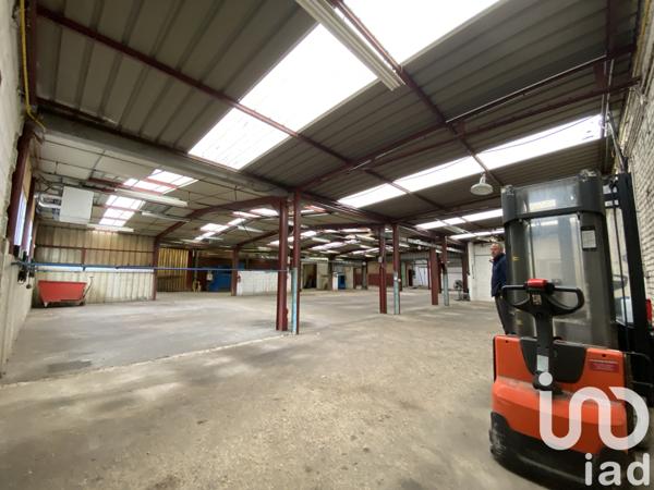 Immeuble à vendre 6 228 m² Les Hautes-Rivières