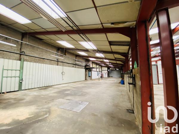 Immeuble à vendre 6 228 m² Les Hautes-Rivières