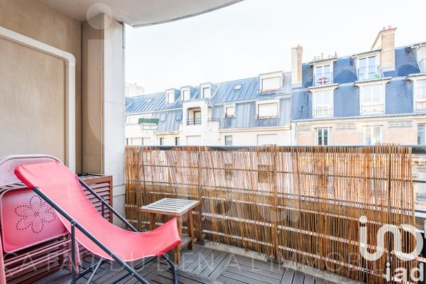 Location appartement 3 pièces 77 m² Paris 19