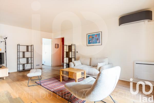 Location appartement 3 pièces 77 m² Paris 19