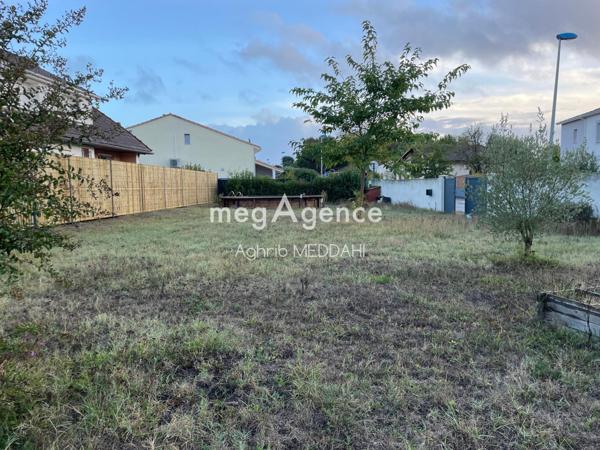 Terrain à SAINT-AUBIN-DE-MEDOC, 33160 - 413m²