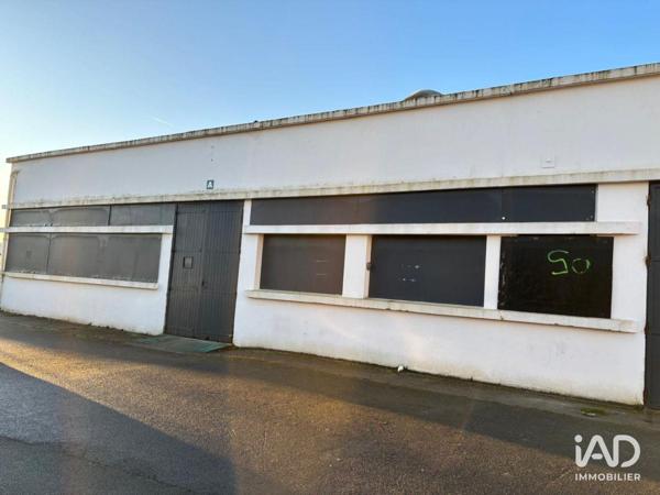 Location local d’activité 320 m² Le Mesnil-Saint-Denis