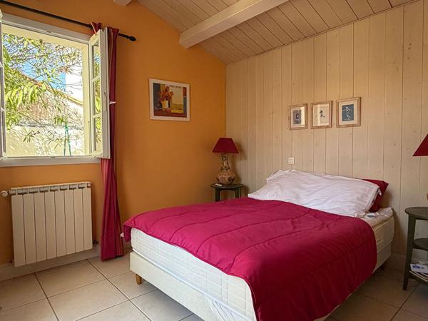 La Flotte , a 2 pas du Port et de la plage maison familiale