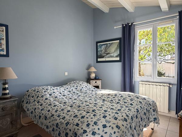 La Flotte , a 2 pas du Port et de la plage maison familiale