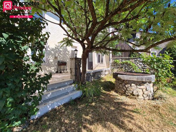 À vendre Collonges 01550 - Maison en pierre rénovée 4 chambres avec jardin et garage